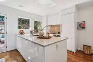 2306 Ivy Dr, Oakland, CA 94606 - Photo 16