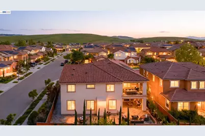 7800 Kennard Ln, San Ramon, CA 94582 - Photo 2