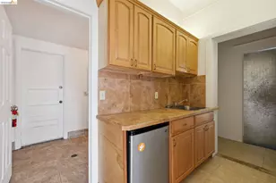 1718 Bancroft Way, Berkeley, CA 94703 - Photo 18