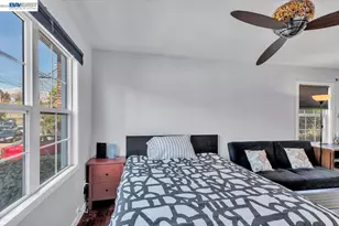 3300 Harrison St, Oakland, CA 94611 - Photo 10