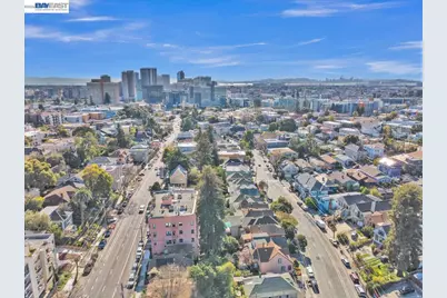 3300 Harrison St, Oakland, CA 94611 - Photo 30