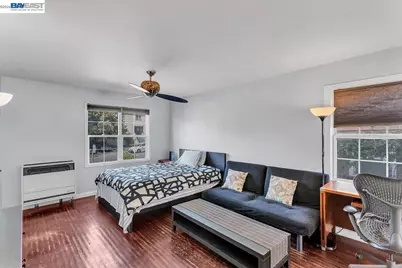 3300 Harrison St, Oakland, CA 94611 - Photo 8