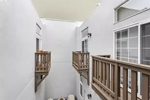 2401 San Pablo Ave, Oakland, CA 94607 - Photo 12