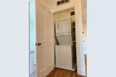 2415 San Pablo Ave, Oakland, CA 94612 - Photo 22