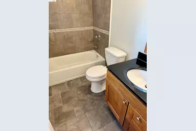 2415 San Pablo Ave, Oakland, CA 94612 - Photo 14