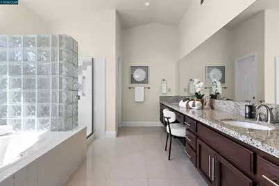 125 Deerglen Cir, Vacaville, CA 95687 - Photo 22