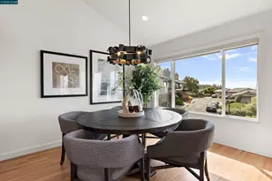 49 Starview Dr, Oakland, CA 94618 - Photo 10