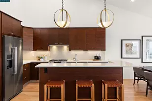 49 Starview Dr, Oakland, CA 94618 - Photo 8