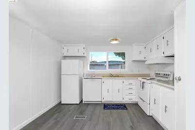 14 Del Rio, Pittsburg, CA 94565 - Photo 6