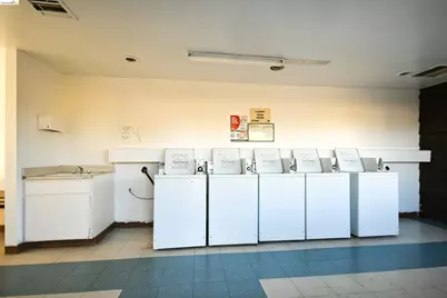 14 Del Rio, Pittsburg, CA 94565 - Photo 24