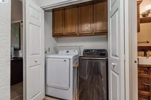 6382 Buena Vista Dr, Newark, CA 94560 - Photo 14