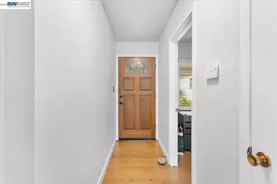 24805 Canyon View Ct, Hayward, CA 94541 - Photo 12