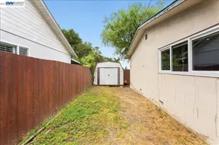 24805 Canyon View Ct, Hayward, CA 94541 - Photo 42