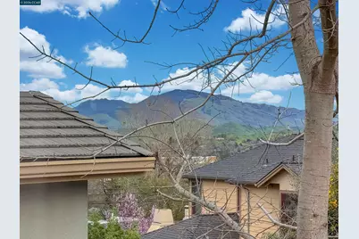 2291 Overlook Dr, Walnut Creek, CA 94597 - Photo 36