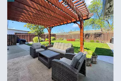 2164 Dena Dr, Concord, CA 94519 - Photo 34