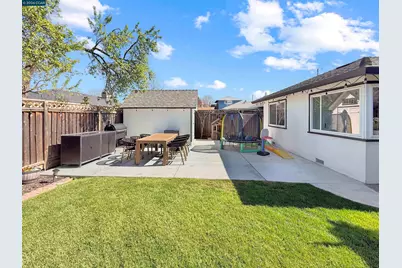 2164 Dena Dr, Concord, CA 94519 - Photo 32