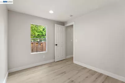 828 Olivina Ave #11, Livermore, CA 94551 - Photo 20