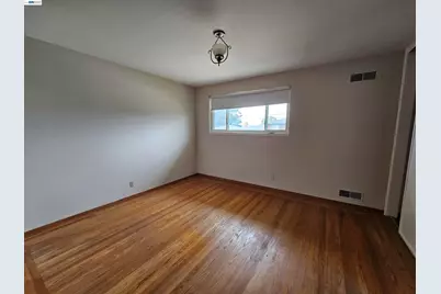 18758 Crane Ave, Castro Valley, CA 94546 - Photo 6