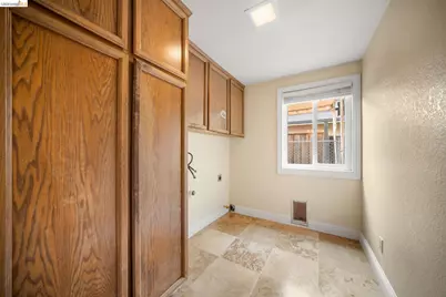 2002 Montauk Ct, Discovery Bay, CA 94505 - Photo 18