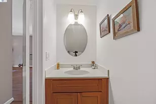 38623 Cherry Ln, Fremont, CA 94536 - Photo 20