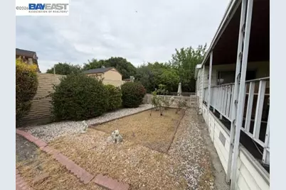 29266 Nantucket Way, Hayward, CA 94544 - Photo 14