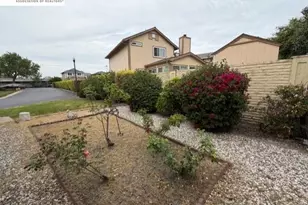 29266 Nantucket Way, Hayward, CA 94544 - Photo 16