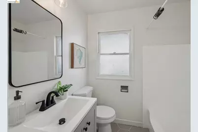 3239 Briggs Ave, Alameda, CA 94501 - Photo 22