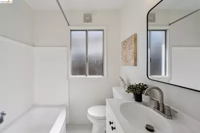 3241 Briggs Ave, Alameda, CA 94501 - Photo 22