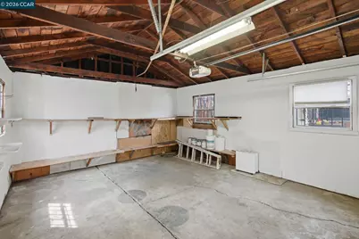 6719 Eastlawn St, Oakland, CA 94621 - Photo 26