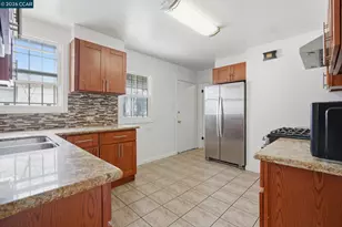 6719 Eastlawn St, Oakland, CA 94621 - Photo 10