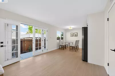 3825 Brockton Dr, Pleasanton, CA 94588 - Photo 6