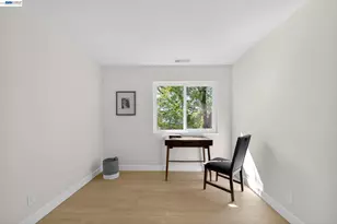 3825 Brockton Dr, Pleasanton, CA 94588 - Photo 20