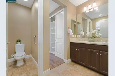 2854 Lowell Ct, San Jose, CA 95121 - Photo 30