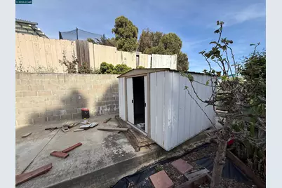 1810 Acapulco Dr, San Pablo, CA 94806 - Photo 20