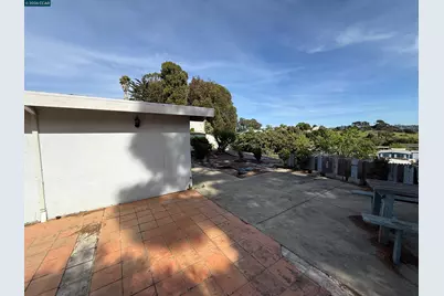 1810 Acapulco Dr, San Pablo, CA 94806 - Photo 16