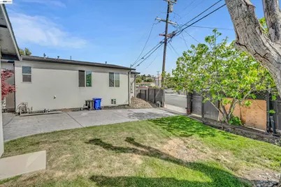 5447 Shasta Ave, San Pablo, CA 94806 - Photo 22
