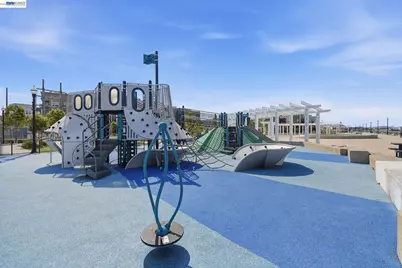 2811 Cathwood Ln, Alameda, CA 94501 - Photo 42