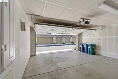 2811 Cathwood Ln, Alameda, CA 94501 - Photo 32