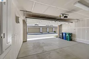 2811 Cathwood Ln, Alameda, CA 94501 - Photo 32