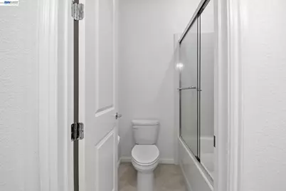 2811 Cathwood Ln, Alameda, CA 94501 - Photo 30