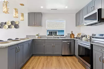 1354 Santa Clara St, Richmond, CA 94804 - Photo 22