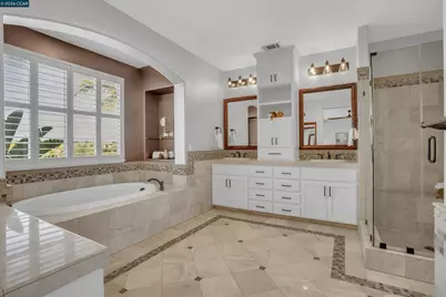 389 Roundhill Dr, Brentwood, CA 94513 - Photo 30