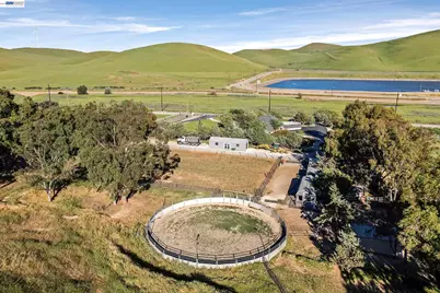 4002 Dyer Rd, Livermore, CA 94551 - Photo 36