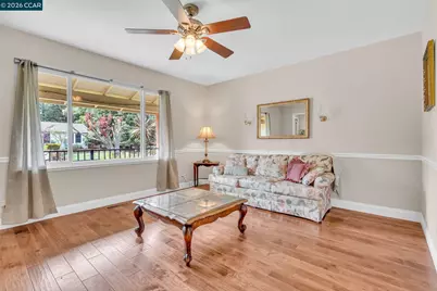 5565 Banff Ct, Concord, CA 94521 - Photo 8