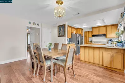 5565 Banff Ct, Concord, CA 94521 - Photo 14