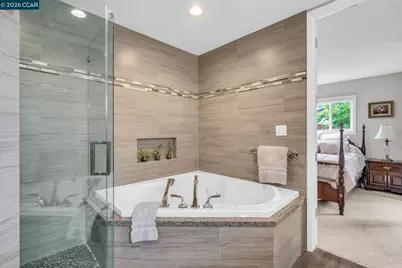 5565 Banff Ct, Concord, CA 94521 - Photo 28