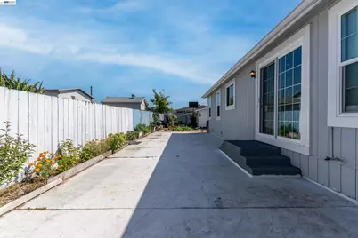 628 17th St, Richmond, CA 94804 - Photo 42