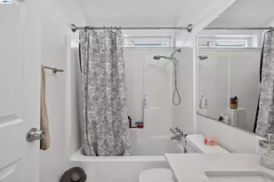 628 17th St, Richmond, CA 94804 - Photo 32