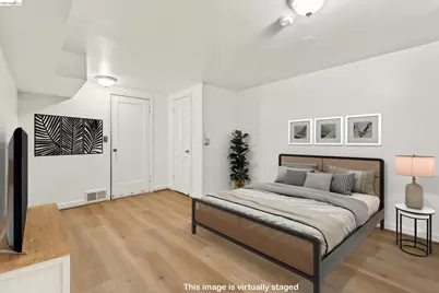 1070 Aileen St, Oakland, CA 94608 - Photo 32
