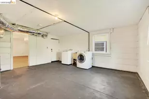 1070 Aileen St, Oakland, CA 94608 - Photo 36
